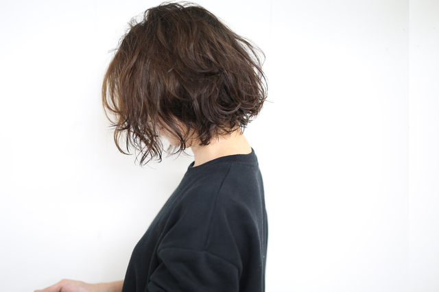 パーマのある生活 ボブ編 乾かし方は適当 それが正解 Careblog Magnolia マグノリア 東京 表参道にあるパーマ が得意なヘアサロン パーマのある生活 ボブ編 乾かし方は適当 それが正解 Careblog Magnolia マグノリア 東京 表参道にあるパーマ が得意なヘアサロン