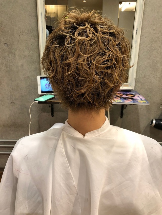 続 ブリーチ毛にもパーマはかけれる メンズ編 Careblog Magnolia マグノリア 東京 表参道にあるパーマ が得意なヘアサロン